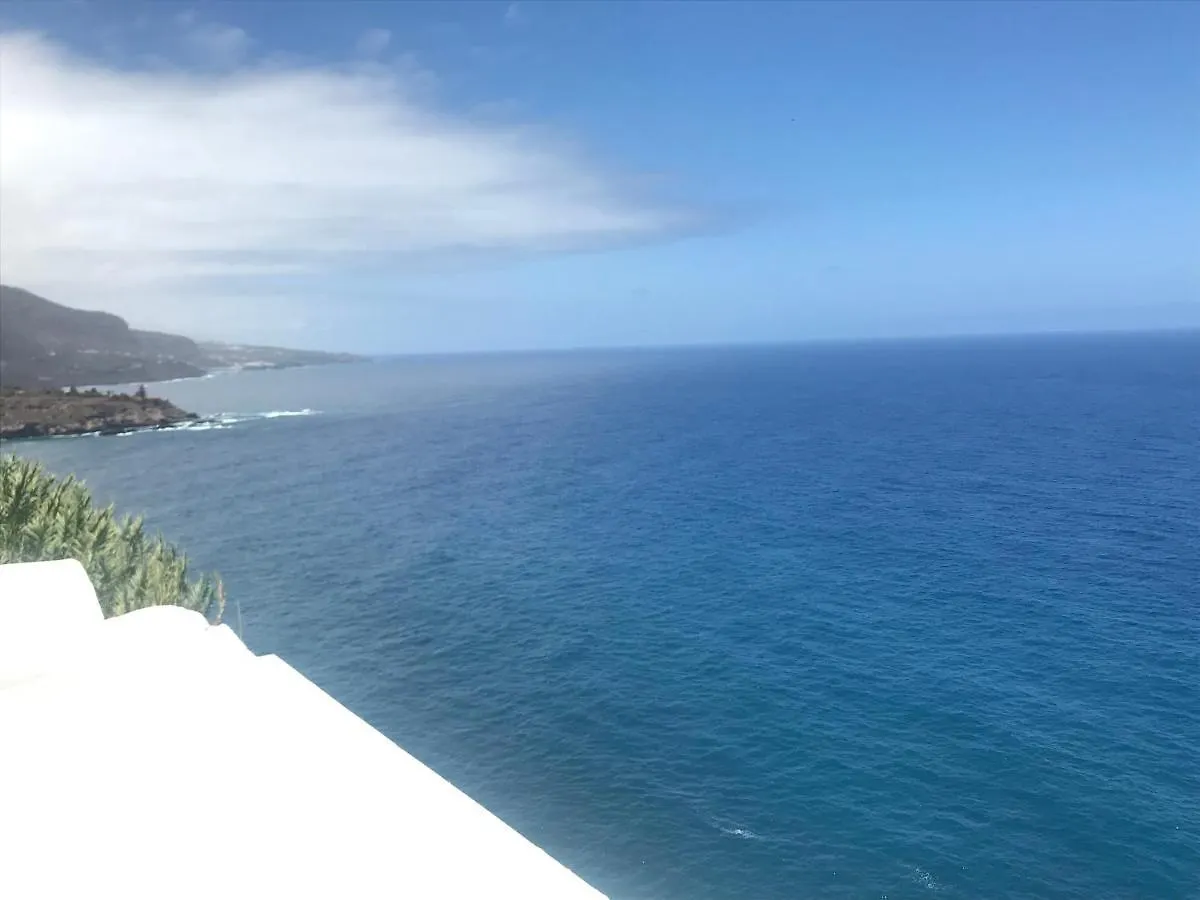 Casa Del Mar With Large Sun Terrace Facing The Sea, Luxury Apartment Los Realejos 0*,  Spain