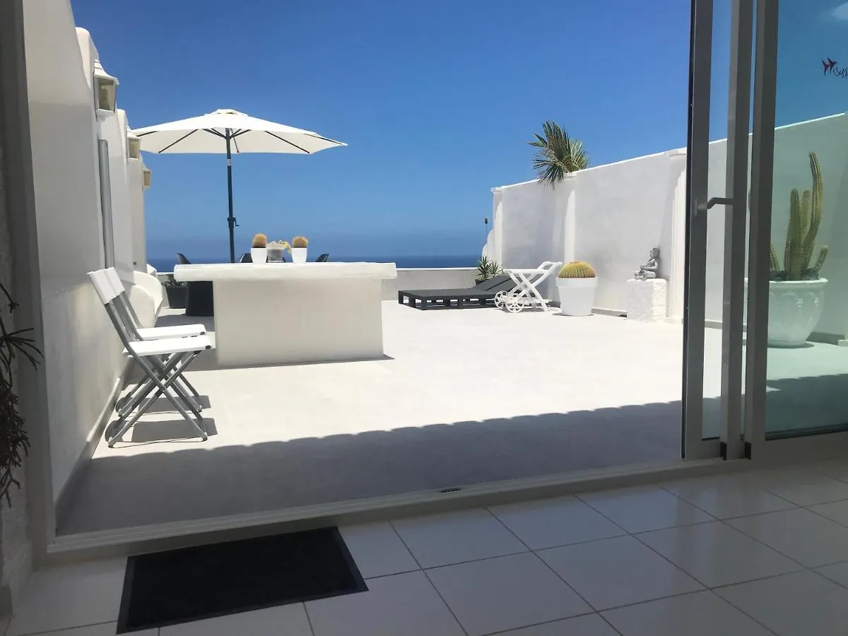 Casa Del Mar With Large Sun Terrace Facing The Sea, Luxury Apartment Los Realejos